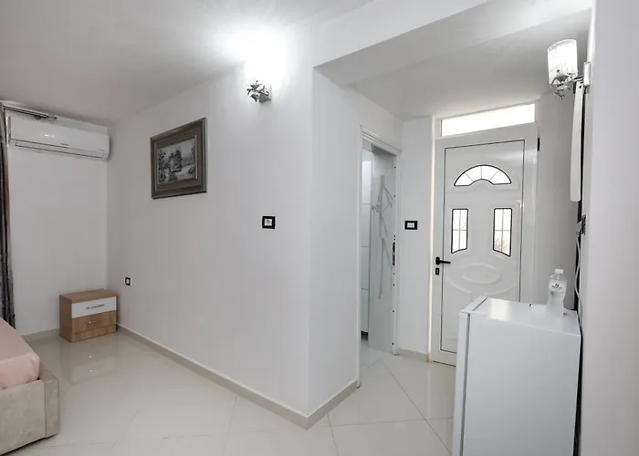Guesthouse Berati Gasthof